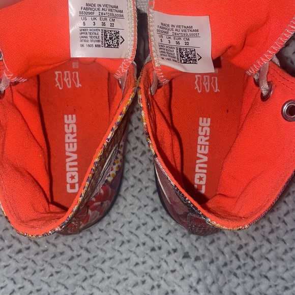 Converse Canvas High Top Floral Orange and Red Pattern-Women’s Size 5 - Picture 7 of 8